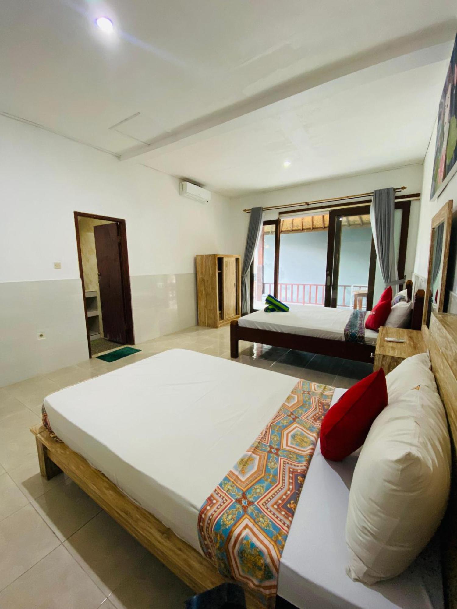 Coconut Beach Bungalows & Warung 2 Amed Exterior foto